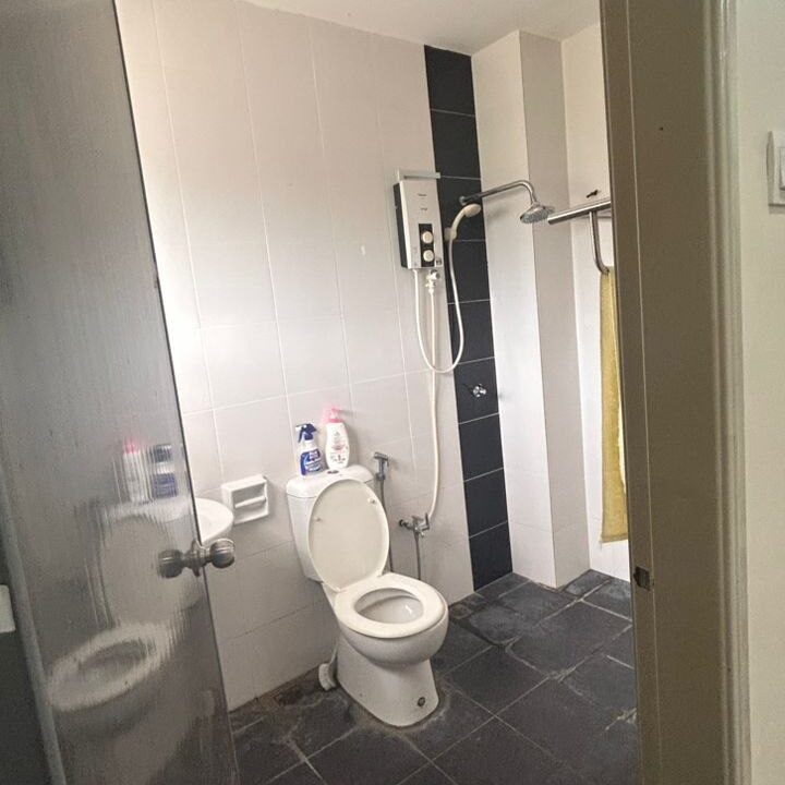 6179356190098263886