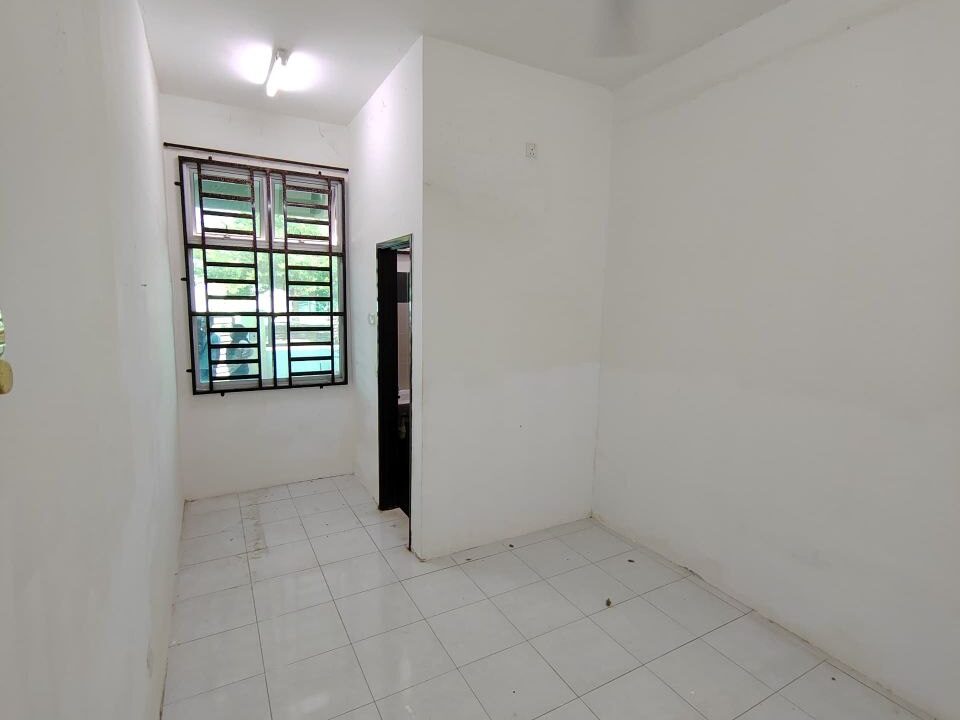 6194853583153467884