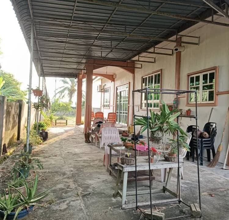 6084543292390445579